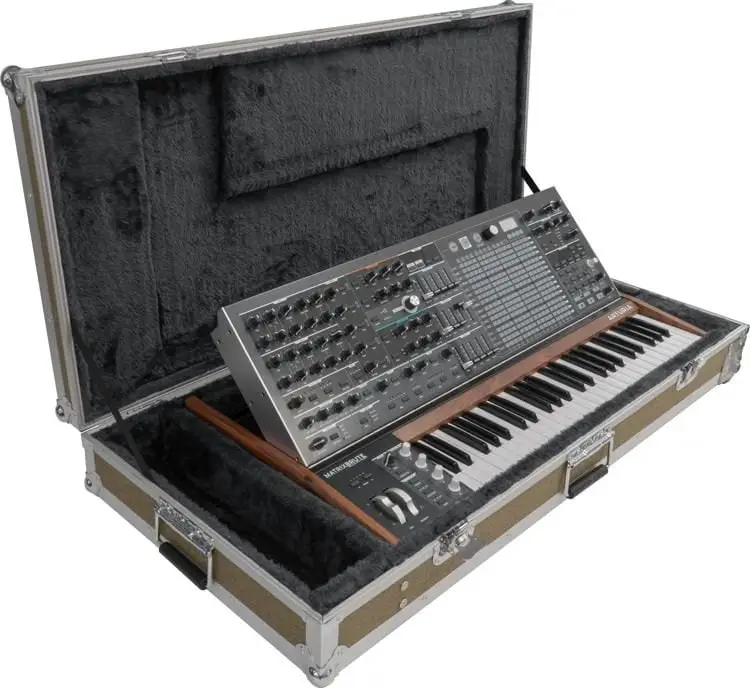 Arturia MatrixBrute Black Edition analoge synthesizer 2 matrixbrute case arturia
