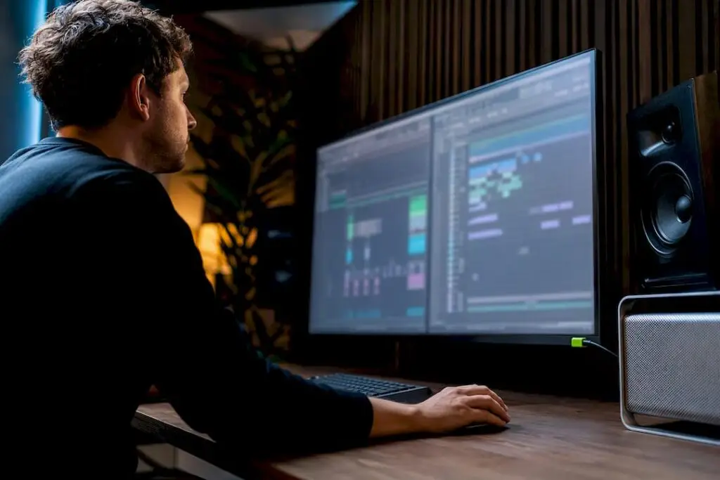 Producer gebruikt verschillende DAW-templates