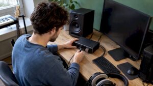 Audio-interface en USB-kabel bij Windows-diagnose